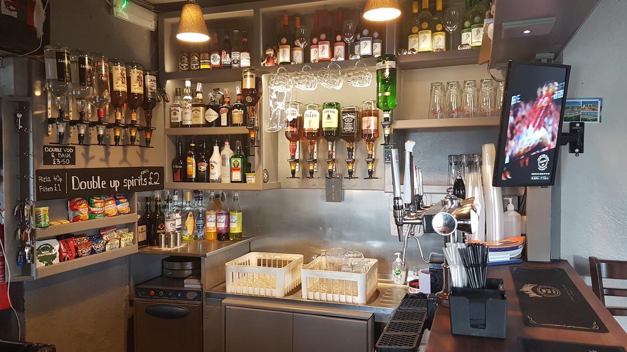 Glan-Neigr Bar Hotel Rhosneigr Kültér fotó